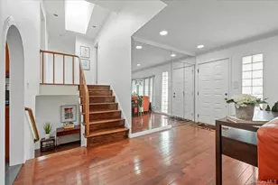 59 Hazelwood Dr, Jericho, NY 11753 - Photo 5