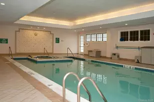 986 Madeira Blvd, Melville, NY 11747 - Photo 33