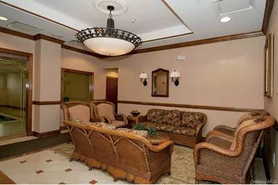 986 Madeira Boulevard, Melville, NY 11747 - Photo 39