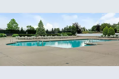 986 Madeira Boulevard, Melville, NY 11747 - Photo 29