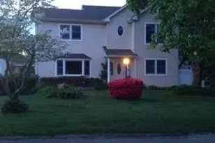 7 Maple Rd, Middle Island, NY 11953 - Photo 3