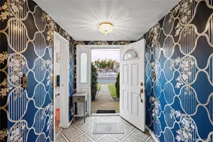 2929 Mandalay Beach Rd, Wantagh, NY 11793 - Photo 3