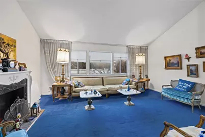 2929 Mandalay Beach Road, Wantagh, NY 11793 - Photo 13