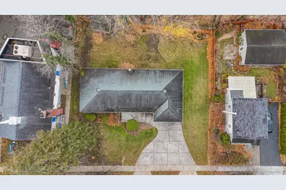 45 Roslyn Road, Roslyn Heights, NY 11577 - Photo 21