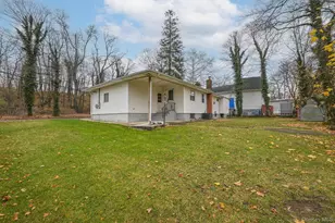 45 Roslyn Rd, Roslyn Heights, NY 11577 - Photo 19