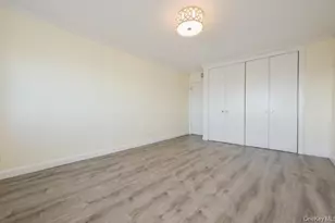 2 Bay Club Dr, Bayside, NY 11360 - Photo 13