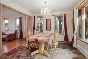 4 Carlyle Rd, Hyde Park, NY 12538 - Photo 5