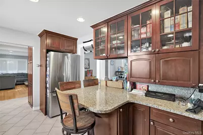 49 Centre Street, Woodmere, NY 11598 - Photo 11