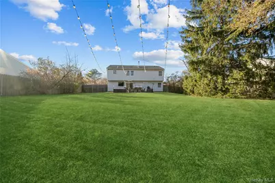 60 Mercury Avenue, Patchogue, NY 11772 - Photo 25