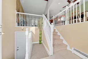 60 Mercury Ave, Patchogue, NY 11772 - Photo 3