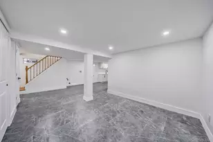 214-07 110th Ave, Queens Village, NY 11429 - Photo 35