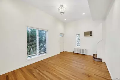 88 Marlboro Road, Valley Stream, NY 11581 - Photo 7