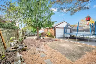 88 Marlboro Rd, Valley Stream, NY 11581 - Photo 3