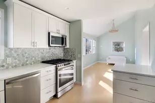 16 Overbrook St, Riverhead, NY 11901 - Photo 19