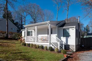 16 Overbrook St, Riverhead, NY 11901 - Photo 9