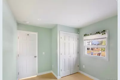 16 Overbrook Street, Riverhead, NY 11901 - Photo 31