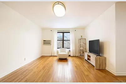 7 Terrace Circle #3D, Great Neck, NY 11021 - Photo 3