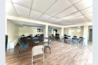 7 Terrace Circle #3D, Great Neck, NY 11021 - Photo 15