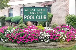 7 Terrace Cir, Great Neck, NY 11021 - Photo 21