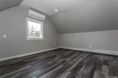 292 Acre Lane, Hicksville, NY 11801 - Photo 15