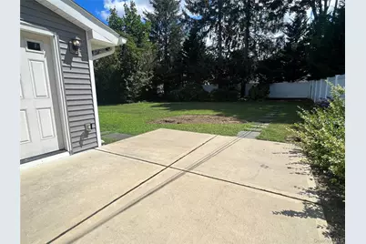 292 Acre Lane, Hicksville, NY 11801 - Photo 21