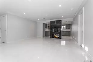 292 Acre Ln, Hicksville, NY 11801 - Photo 3