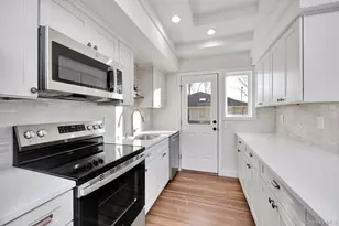 259 Harrison Ave, Miller Place, NY 11764 - Photo 17
