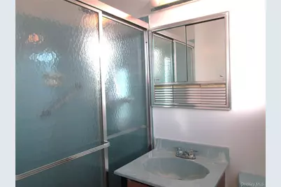 20 Daley Place #128, Lynbrook, NY 11563 - Photo 29