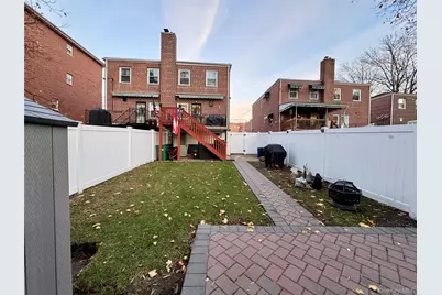 2027 Mayflower Avenue, Bronx, NY 10461 - Photo 19