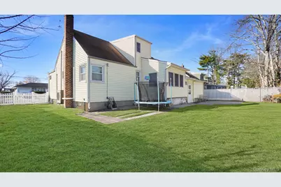 197 W 5th Street, Deer Park, NY 11729 - Photo 27