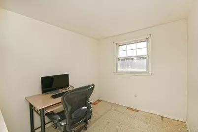 32 Horton Drive, Huntington, NY 11746 - Photo 23