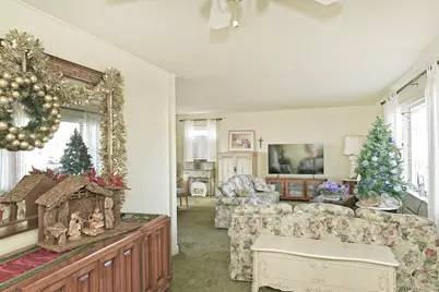 32 Horton Drive, Huntington, NY 11746 - Photo 7