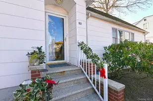 32 Horton Dr, Huntington, NY 11746 - Photo 5