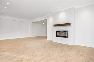 42-30 Douglaston Pkwy, Douglaston, NY 11363 - Photo 11