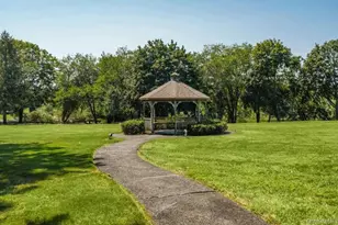 504 Gotham Ct N, Saint James, NY 11780 - Photo 45