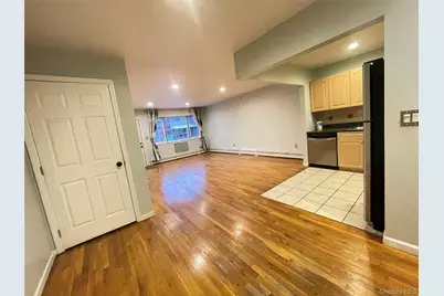 327 Quincy Avenue, Bronx, NY 10465 - Photo 9