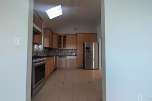 150-95 Powells Cove Blvd, Whitestone, NY 11357 - Photo 7