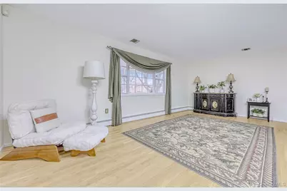 18 Mountainview Avenue, Suffern, NY 10901 - Photo 5