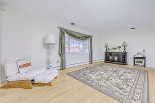 18 Mountain View Ave, Suffern, NY 10901 - Photo 5