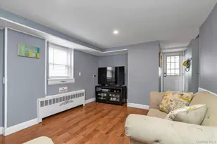 30 York St, Malverne, NY 11565 - Photo 11