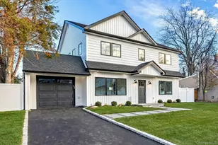 24 Rim Ln, Hicksville, NY 11801 - Photo 3