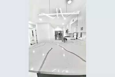 602 Clocks Boulevard, Massapequa, NY 11758 - Photo 5