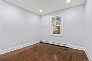 602 Clocks Blvd, Massapequa, NY 11758 - Photo 13