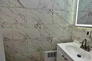 80-19 Utopia Pkwy, Jamaica, NY 11432 - Photo 25