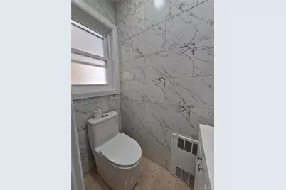 8019 Utopia Parkway, Jamaica, NY 11432 - Photo 33