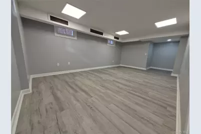 8019 Utopia Parkway, Jamaica, NY 11432 - Photo 35