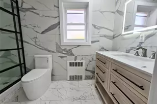 80-19 Utopia Pkwy, Jamaica, NY 11432 - Photo 19