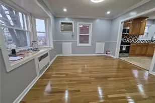 80-19 Utopia Pkwy, Jamaica, NY 11432 - Photo 7