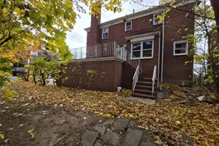 80-19 Utopia Pkwy, Jamaica, NY 11432 - Photo 39