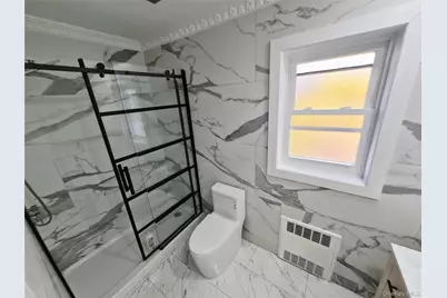 8019 Utopia Parkway, Jamaica, NY 11432 - Photo 21